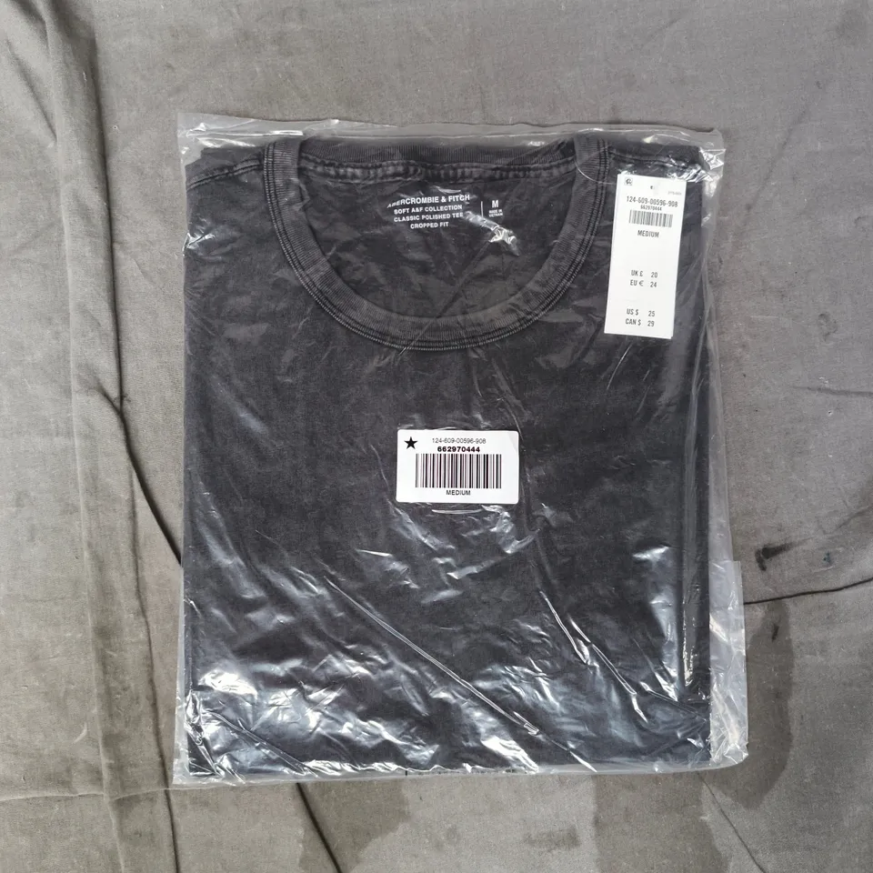 ABERCROMBIE & FITCH CROPPED FIT CLASSIC POLISHED T-SHIRT IN CHARCOAL SIZE MEDIUM