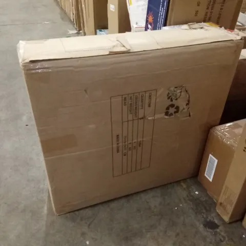 BOXED ARMCHAIR ACCENT CHAIR LAZY CHAIR