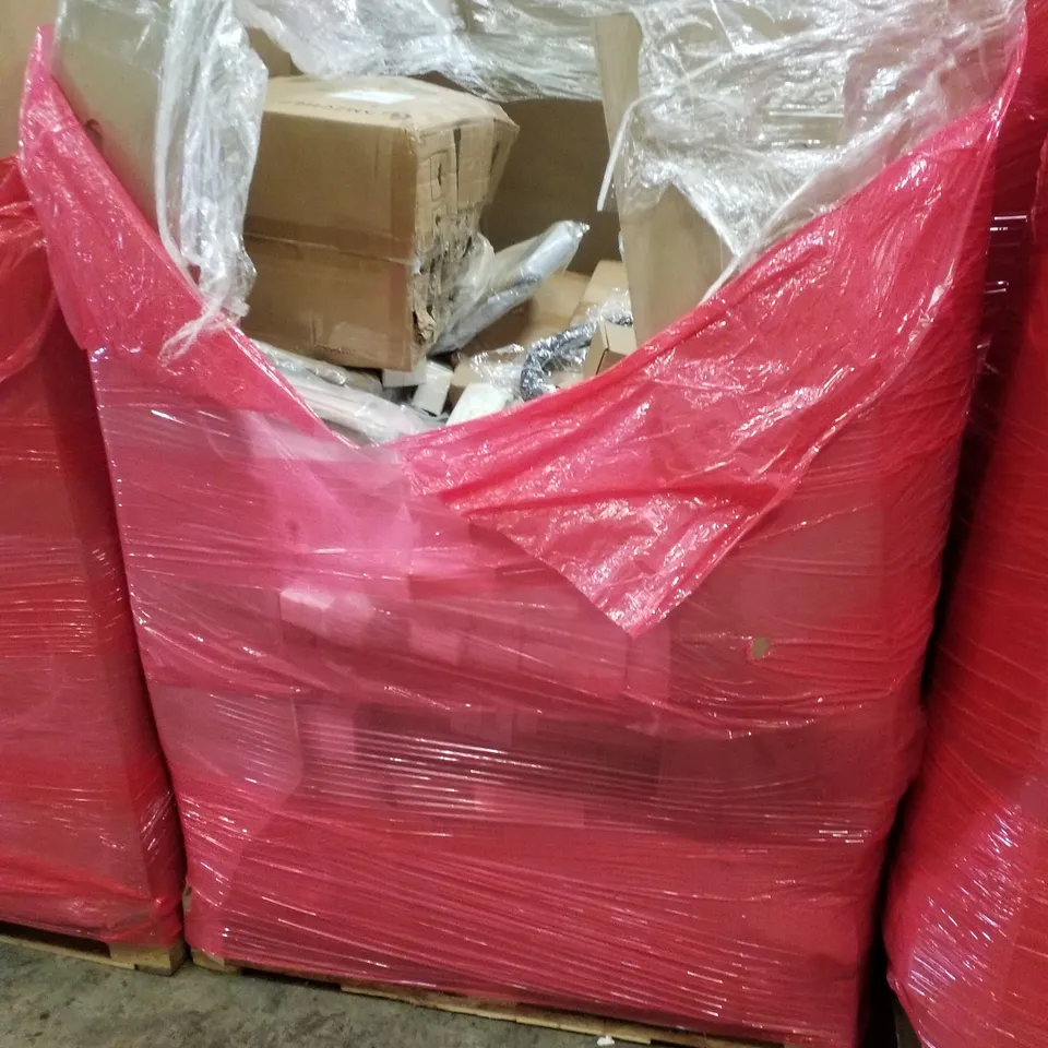 PALLET CONTAINING ASSORTED PRODUCTS INCLUDING CHICKEN FENCE, STAINLESS STEEL FAUCET, DOG TOY STORAGE & FRAMED WEEKLY PLANNER