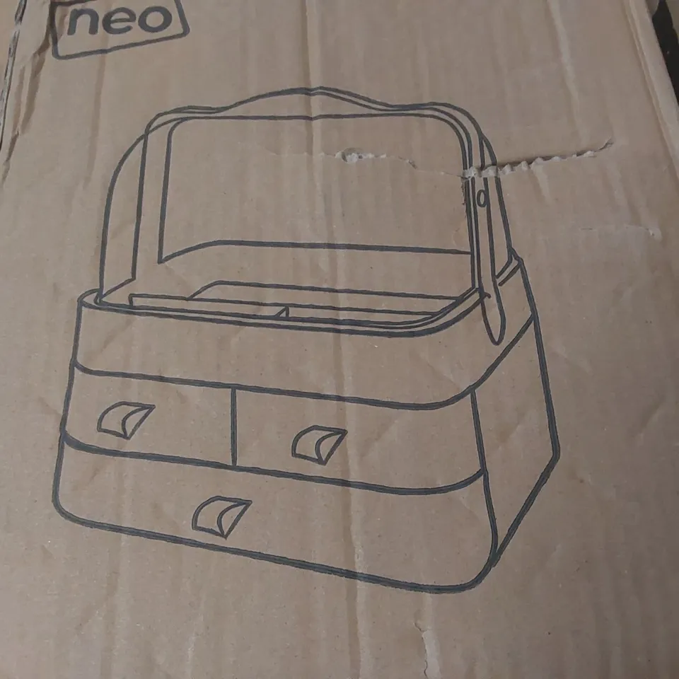 BOXED NEO MAKEUP ORGANISER - WHITE 