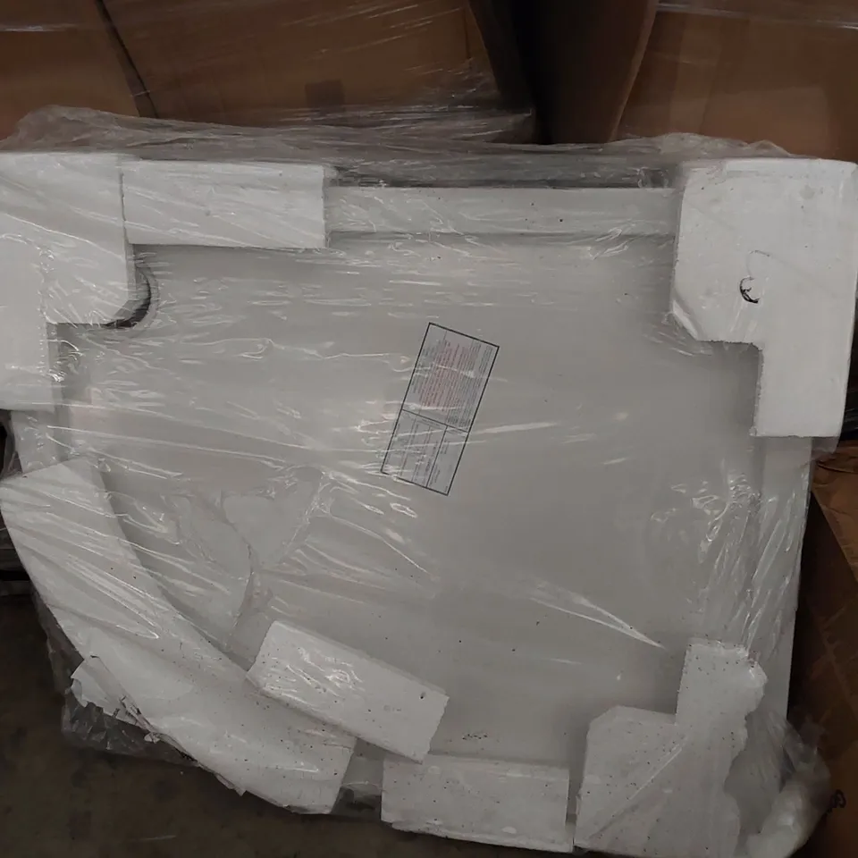 PACKAGED WHITE CURVED SHOWER TRAY