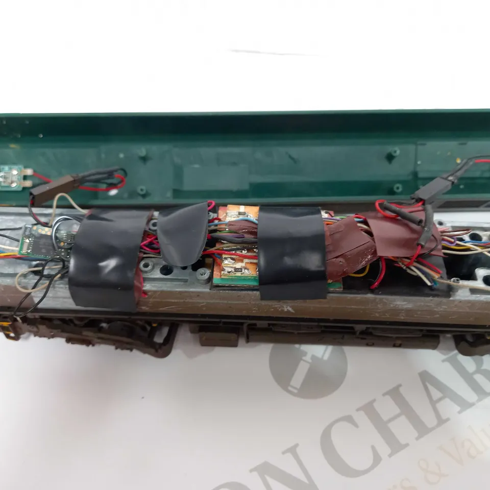 BOXED BACHMANN BRANCH LINE MODEL TRAIN - 1:76 SCALE CLASS 66 FREIGHTLINER