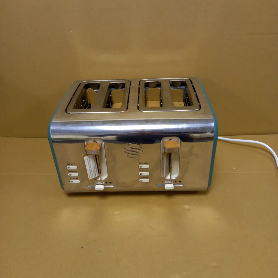SWAN NORDIC 4-SLICE TOASTER