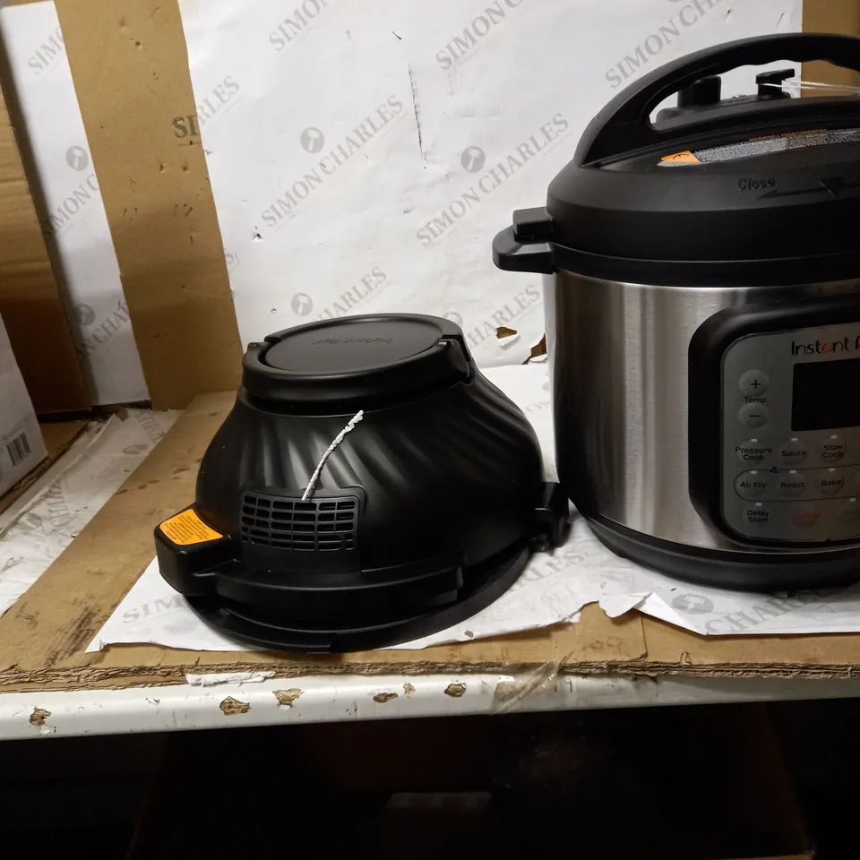 INSTANT POT DUO CRISP AIR FRYER MULTICOOKER
