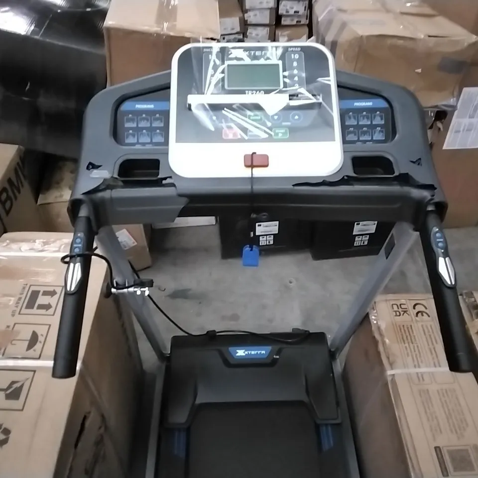 XTERRA TR260 FOLDING TREADMILL 