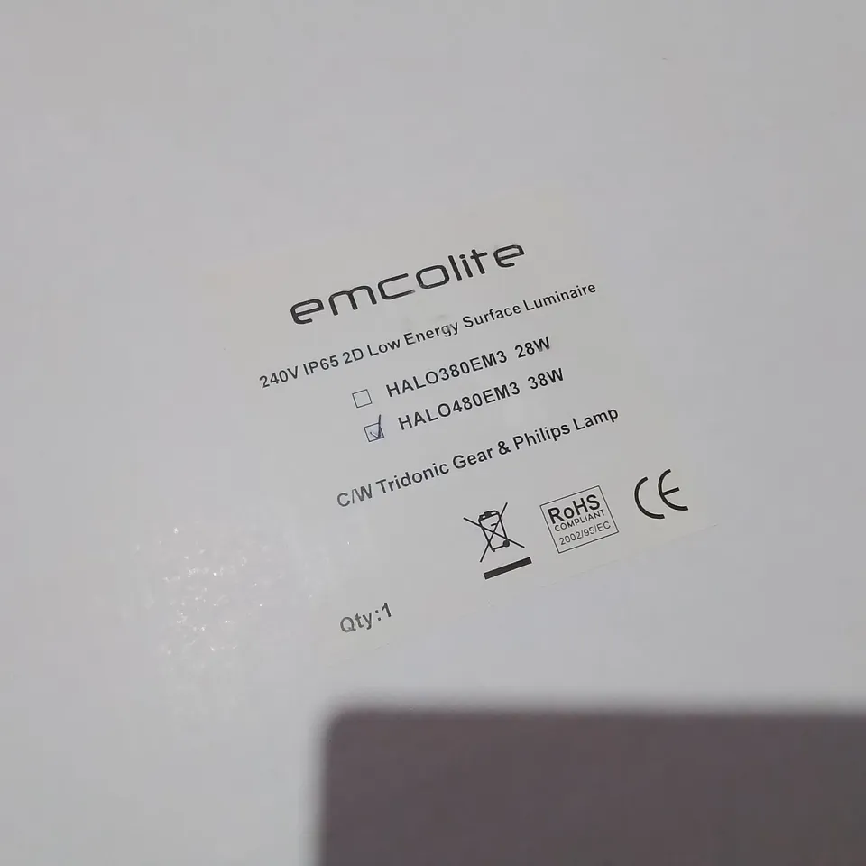 LOT OF 20 EMCOLITE 240V IP65 2D LOW ENERGY SURFACE LUMINAIRE LIGHTS 38W - HAL9480EM3
