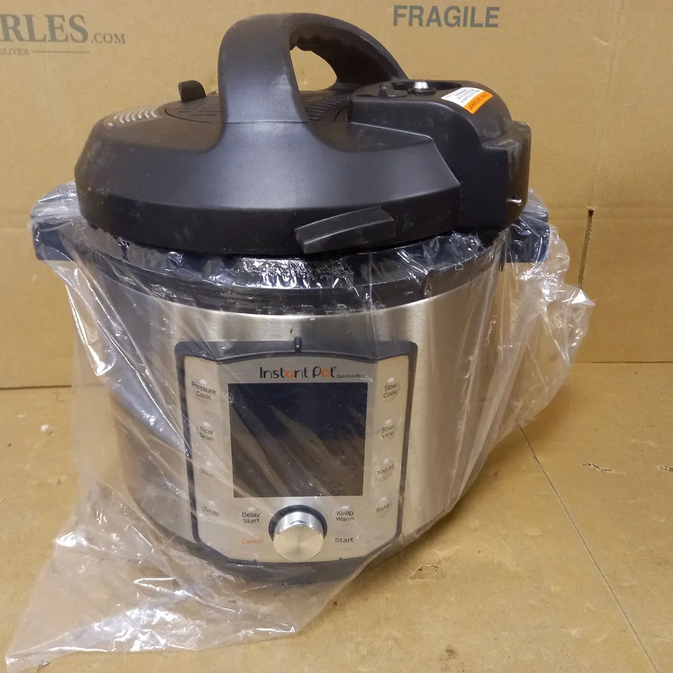 INSTANT POT DUO EVO PLUS ELECTRIC PRESSURE COOKER