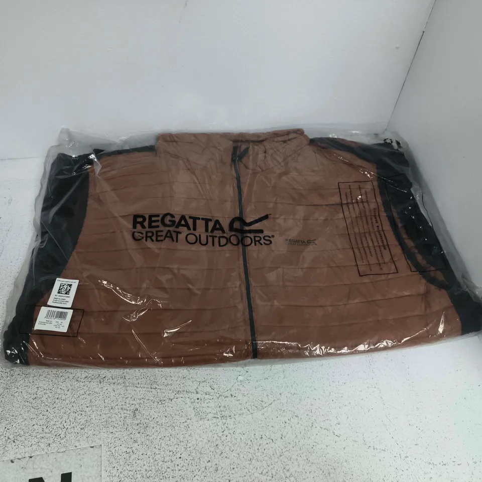 BAGGED REGATTA ANDERSON HYBRID BW IN NUT BROWN/BLACK - UK 3XL