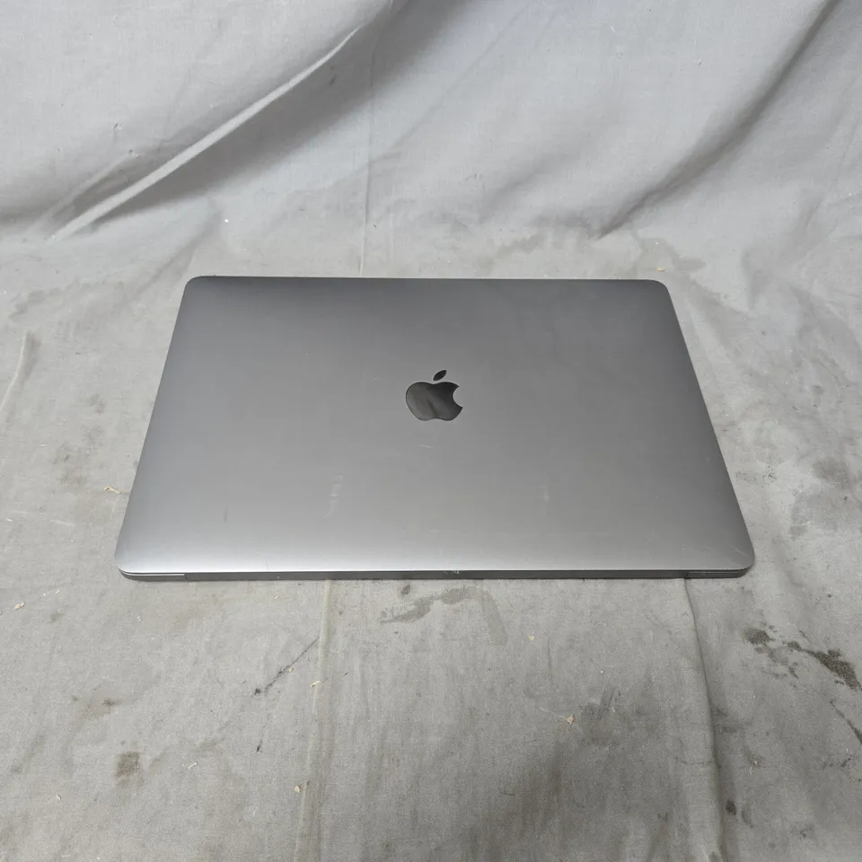APPLE MACBOOK PRO 13-INCH LAPTOP – SILVER (VERIFY MODEL)