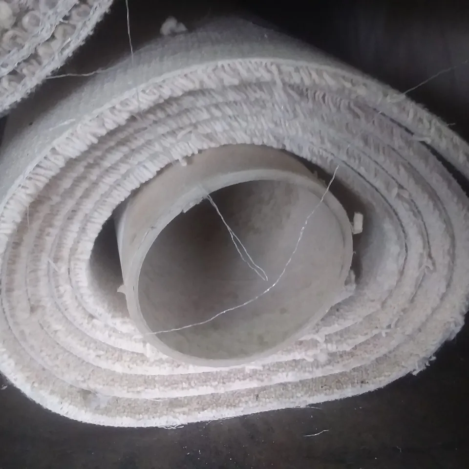 ROLL OF QUALITY LINGDALE ELITE MALHAM CARPET 5×3M