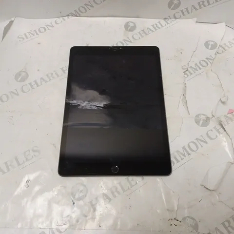 APPLE IPAD IN GREY MODEL A2197