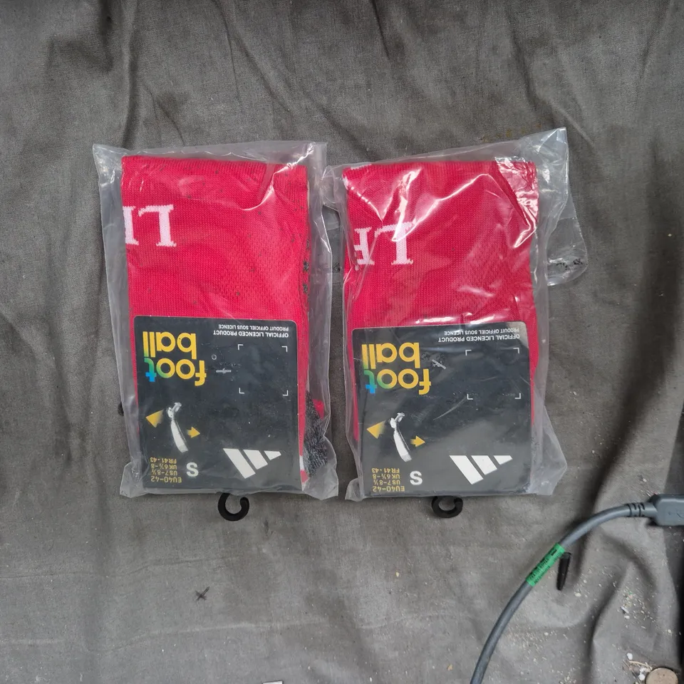 2 PAIRS OF LIVERPOOL ADIDAS FOOTBALL SOCKS – RED, UK 6-8 (EU 40-42) – 2 PAIRS