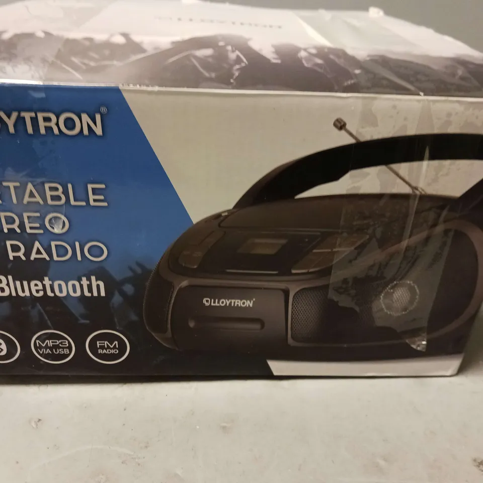 LLOYTRON BLUETOOTH PORTABLE STEREO CD RADIO 