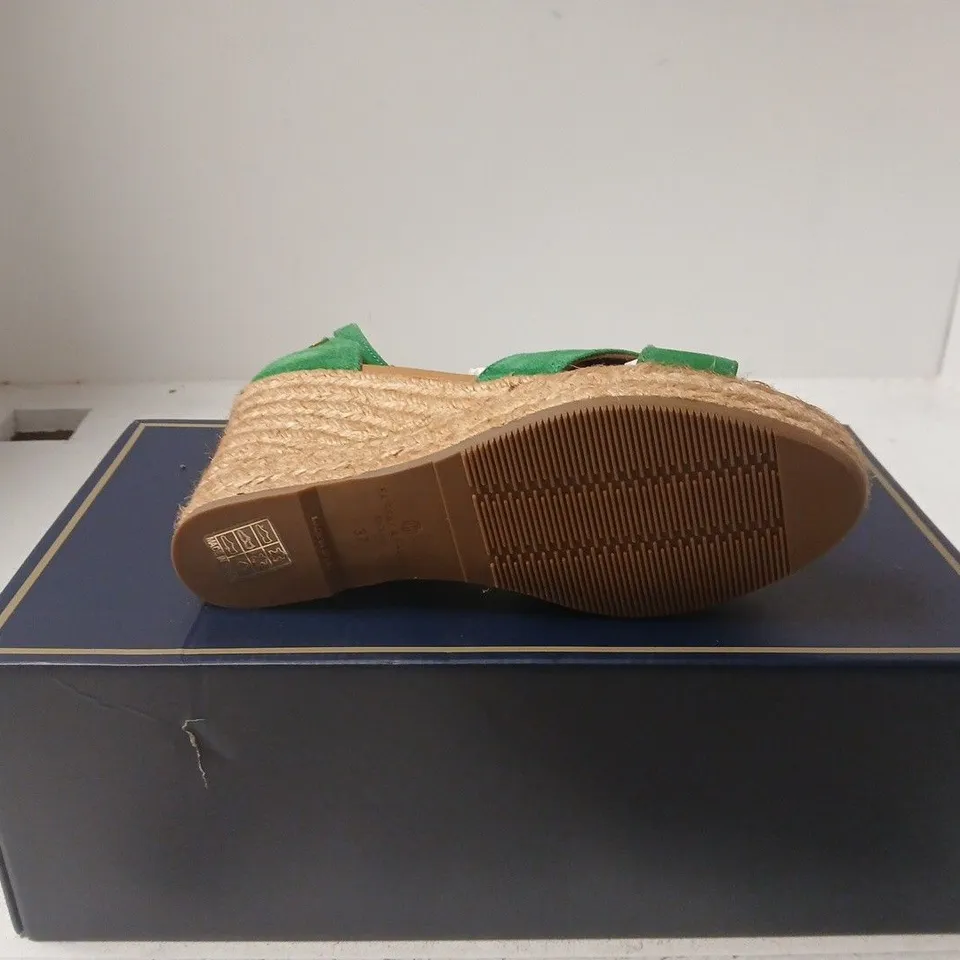 FAIRFOX AND FAVOR VALENCIA WEDGE CLOVER GREEN SUEDE UK 4