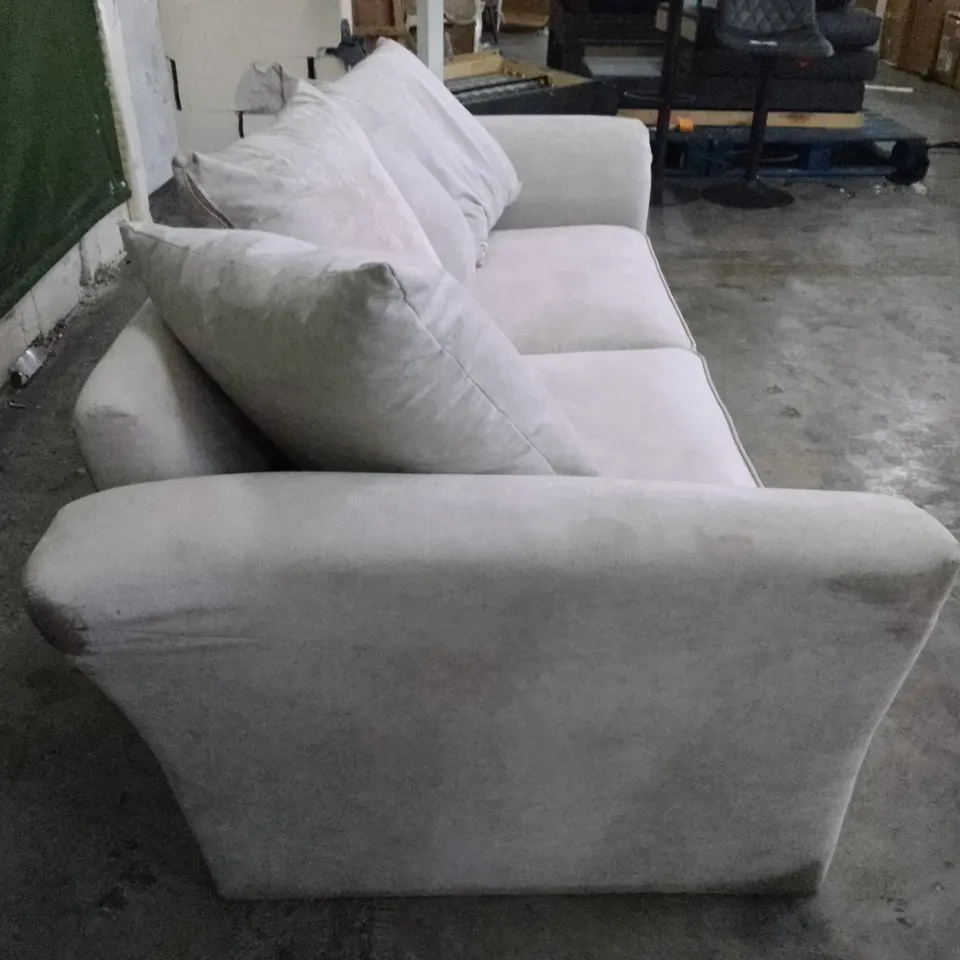 QUALITY DESIGNER 3 SEATER SOFA - LIGHT GREY FABRIC 
