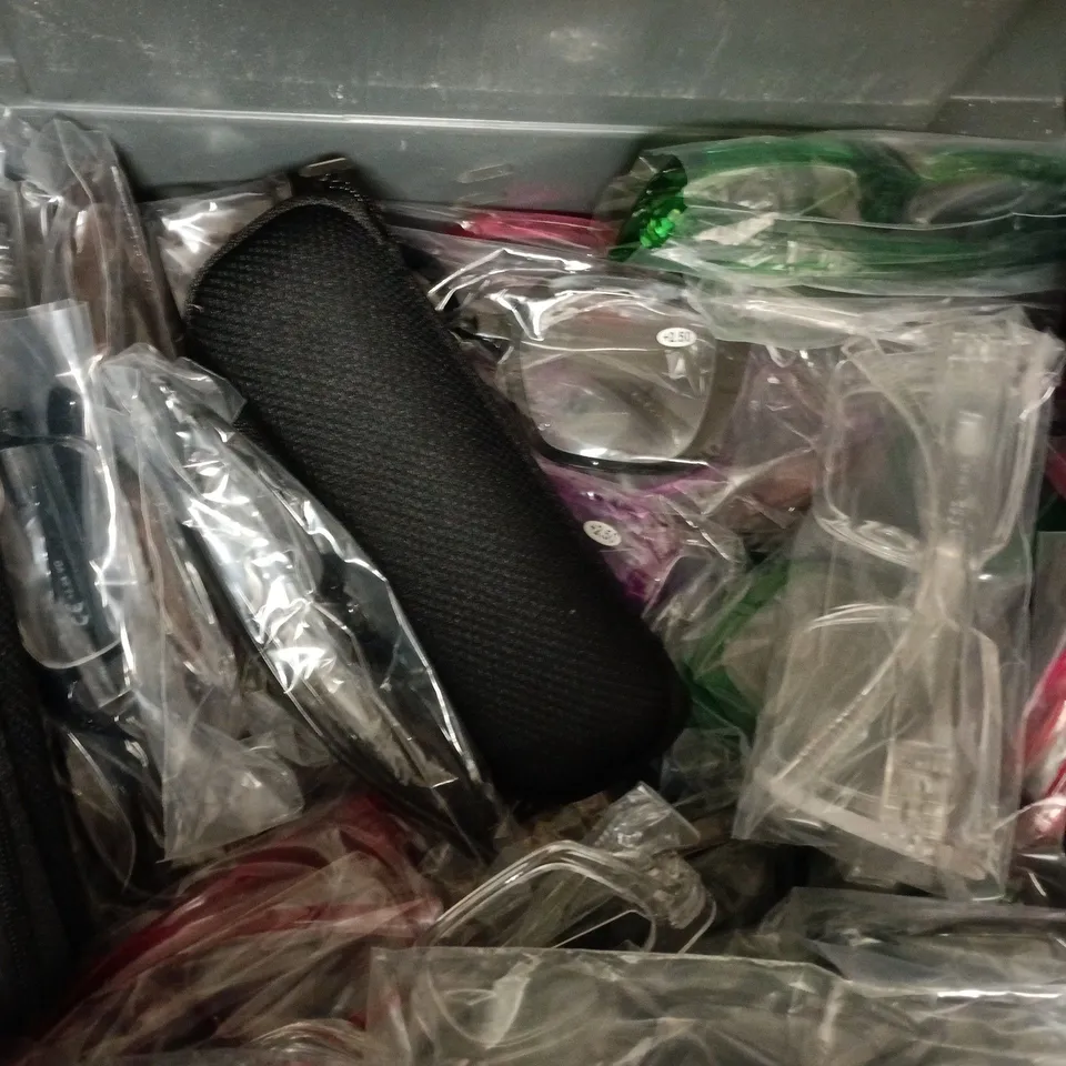 ASSORTMENT OF APPROXIMATELY 15 PAIRS OF GLASSES IN VARIOUS STYLES, COLOURS, AND MAGNIFICATIONS