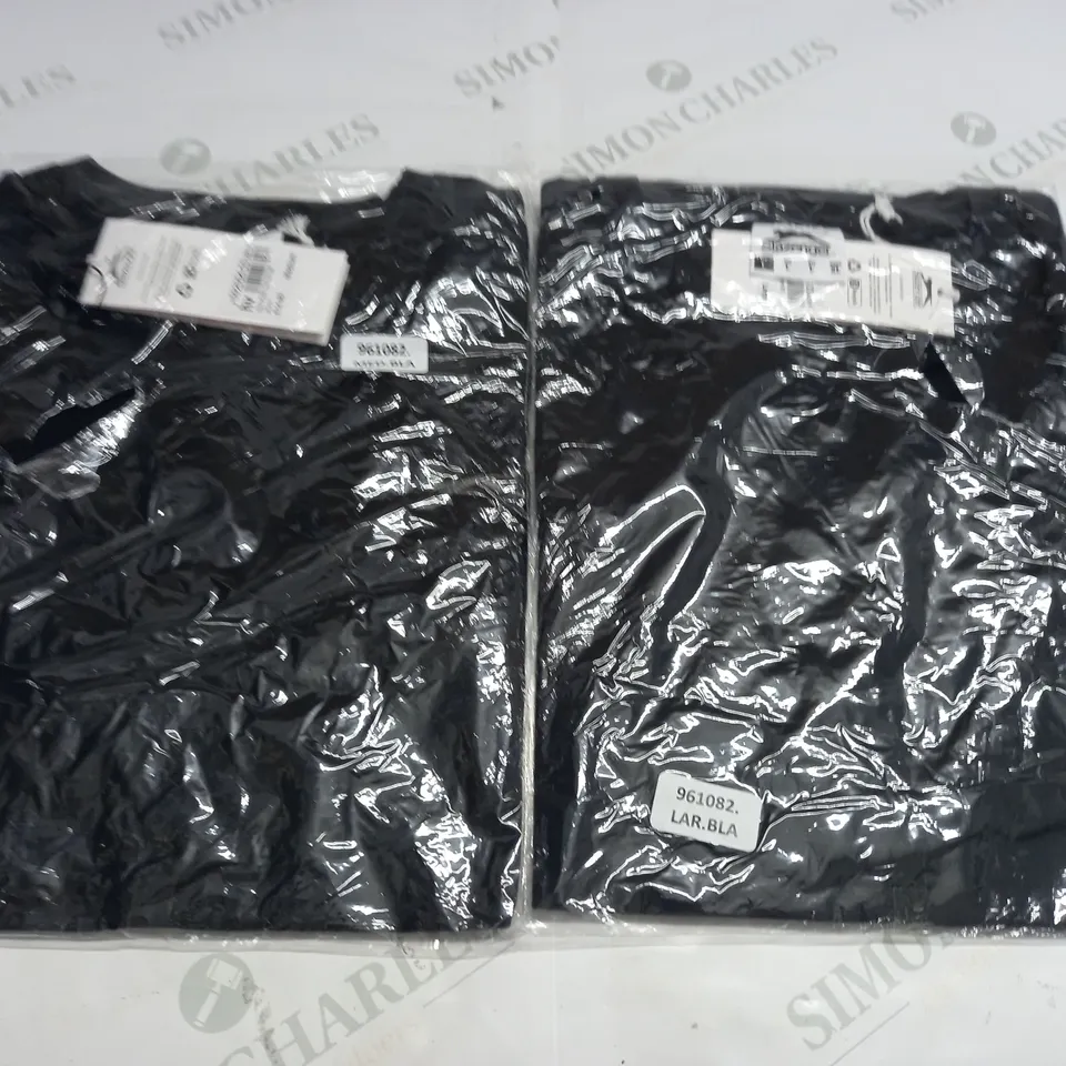 LOT OF 2 BAGGED SLAZENGER PLAIN T-SHIRTS IN BLACK - M & L