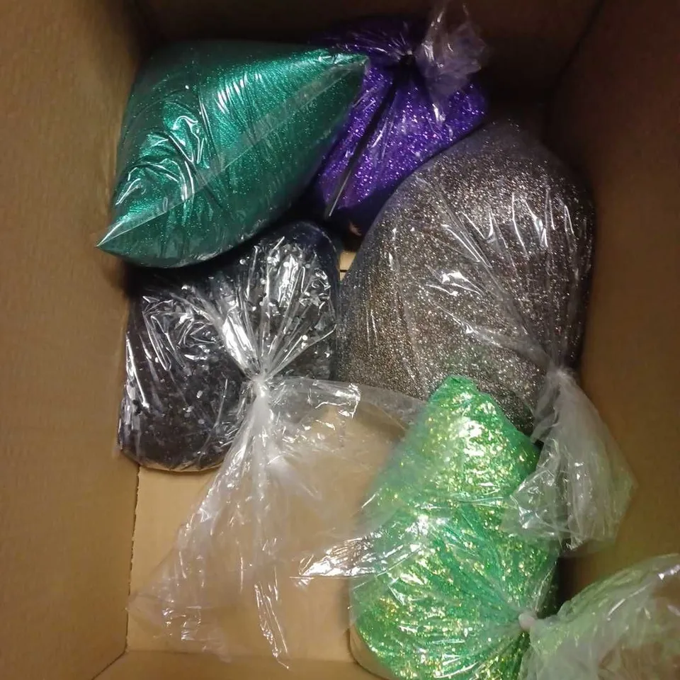 BOX OF APPROXIMATELY 8 ASSORTED GLITTER BAGS INCLUDE - SILVER HEARTS - RED HEARTS - PURPLE STARS - ETC - COLLECTION ONLY