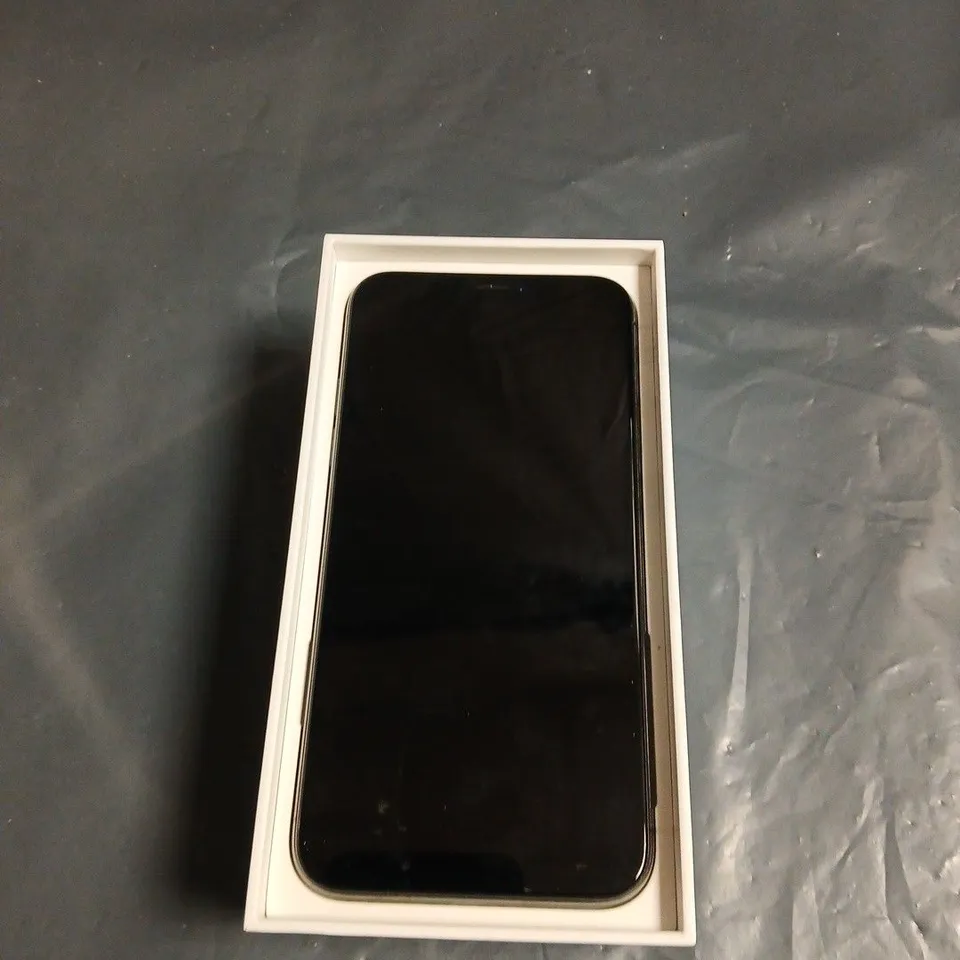 APPLE IPHONE X 64GB SPACE GREY – BOXED