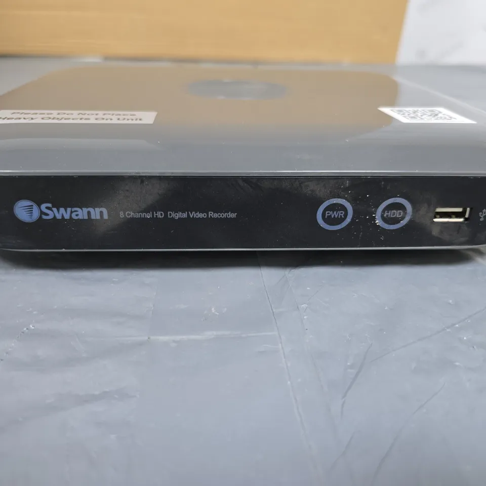 SWANN 8-CHANNEL HD DIGITAL VIDEO RECORDER (DVR) WITH HDMI & VGA OUTPUTS