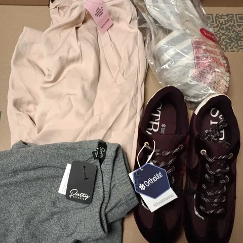 APPROXIMATELY 10 ASSORTED CLOTHING ITEMS IN VARIOUS SIZES TO INCLUDE BRANDS SUCH AS STRADIVARIUS, PRETTY SECRETS, PRETTYLITTLETHING, ETC