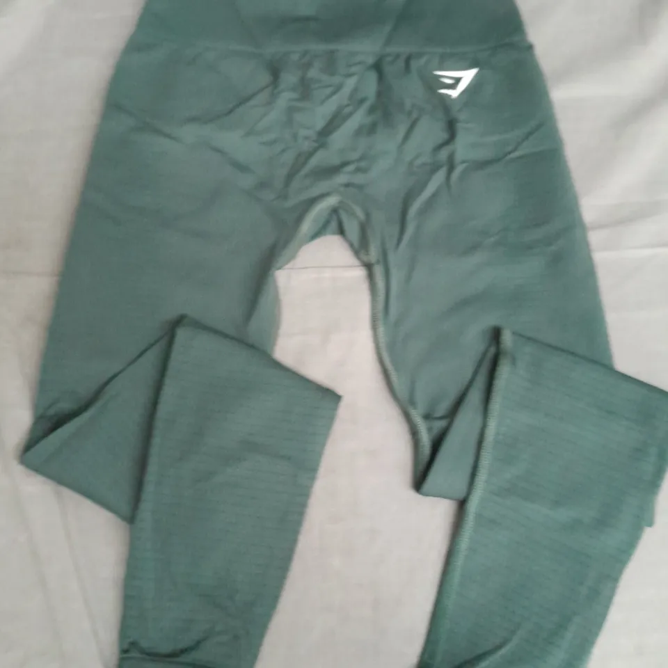 GYMSHARK VITAL SEAMLESS 2.0 LEGGINGS IN WOODLAND GREEN - S BODY FIT