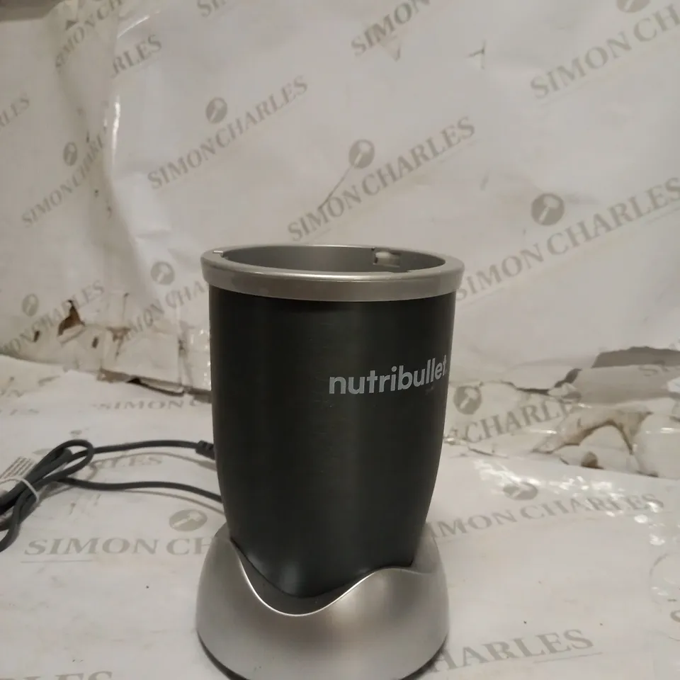 NUTRIBULLET 600 SERIES HIGH SPEED BLENDER