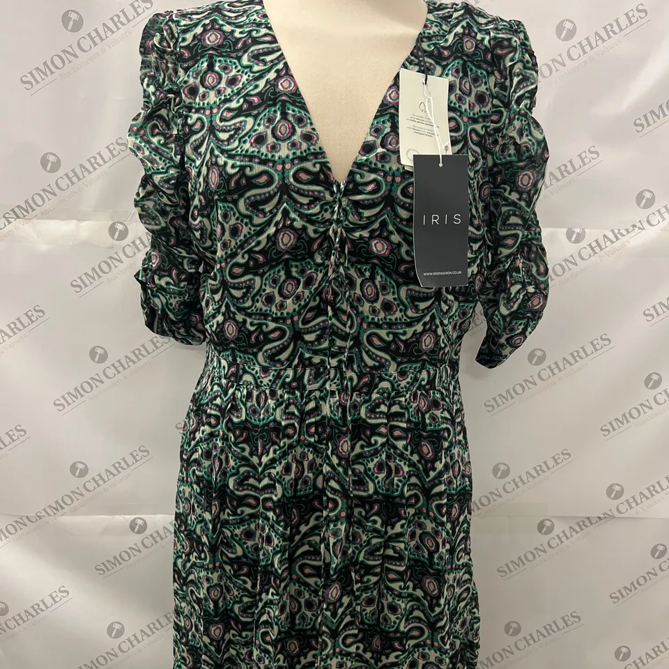 BASH FINE DRESS IN GREEN SIZE ‘3’