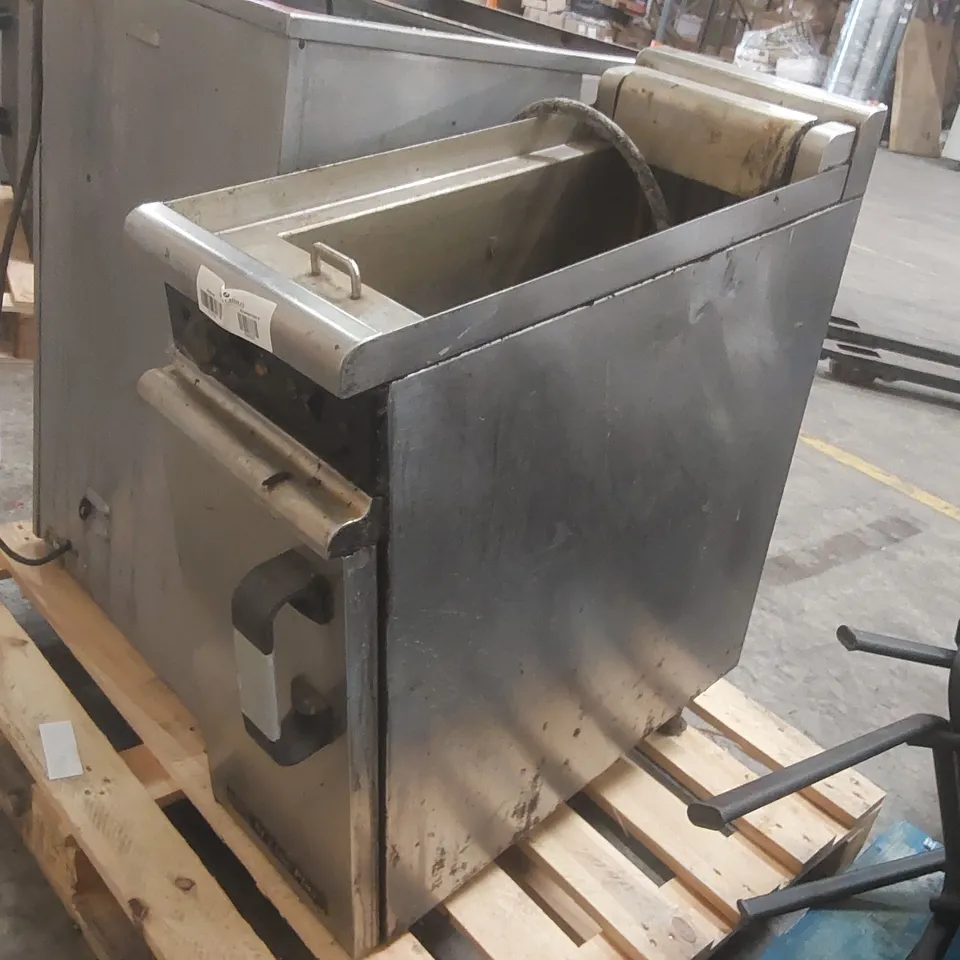 M LINE PLUS COMMERCIAL ELECTRIC FRYER