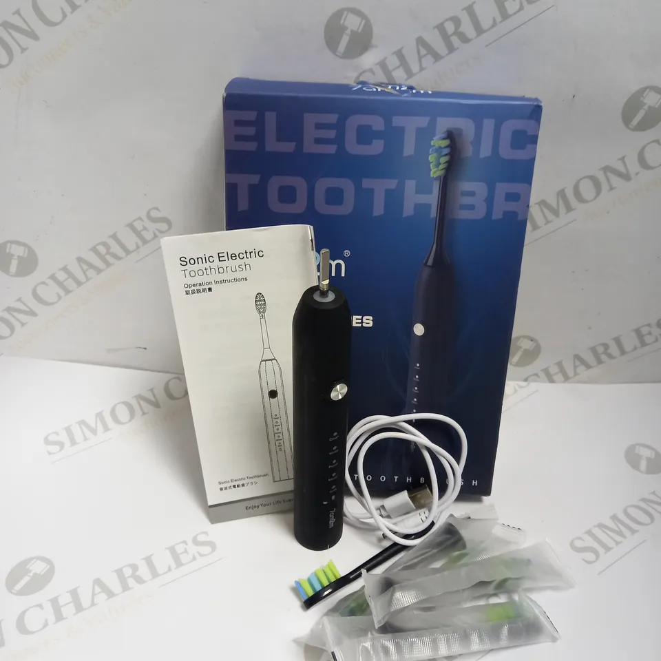 BOXED 7AM2M ELECTRIC TOOTHBRUSH AM105