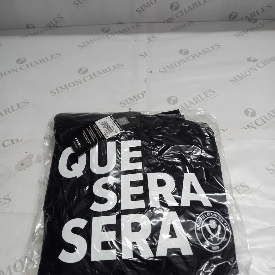 BAGGED SHEFFIELD UNITED QUE SERA SERA HOODY SIZE L