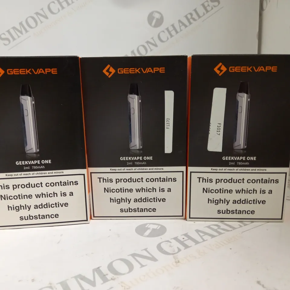 LOT OF THREE GEEKVAPES