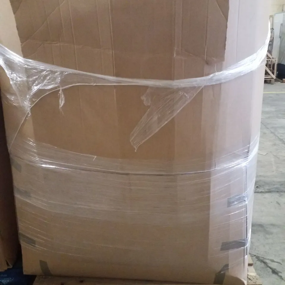 PALLET CONTAINING ASSORTED PILLOWS & CUSHIONS