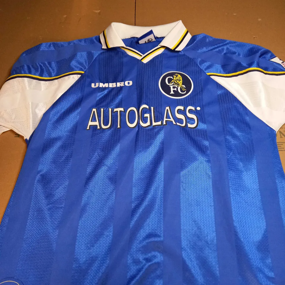 UMBRO CHELSEA F.C FOOTBALL SHIRT - UK XXL