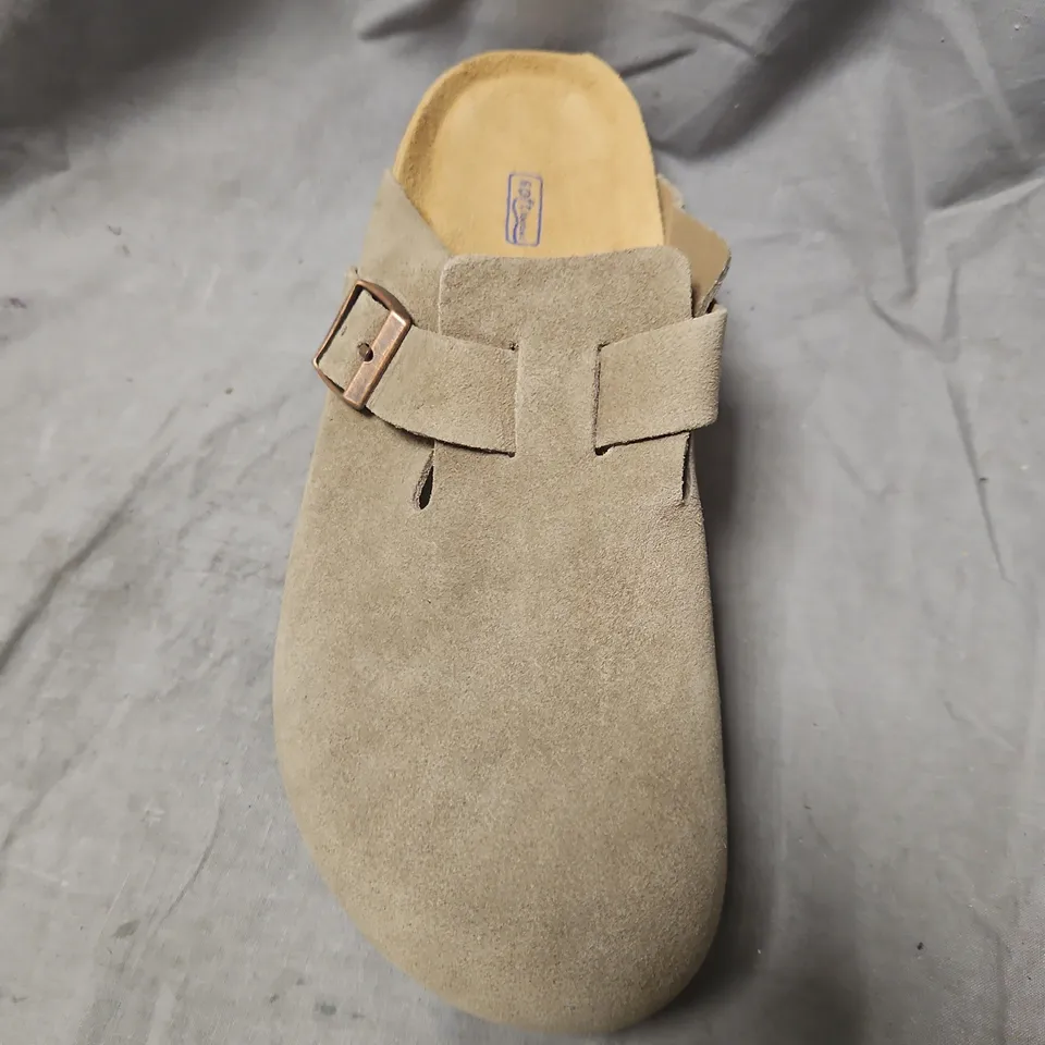 BIRKENSTOCK BOSTON BS TAUPE SUEDE CLOGS – UK 6 (EU 39)