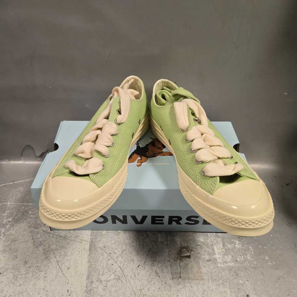 BOXED PAIR OF CONVERSE GOLF LE FLEUR CHUCK 70 TRAINERS - 9