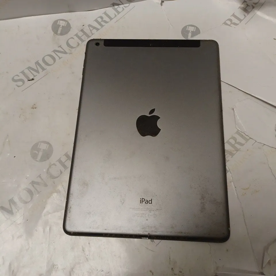 APPLE IPAD AIR A1475 - SLIVER