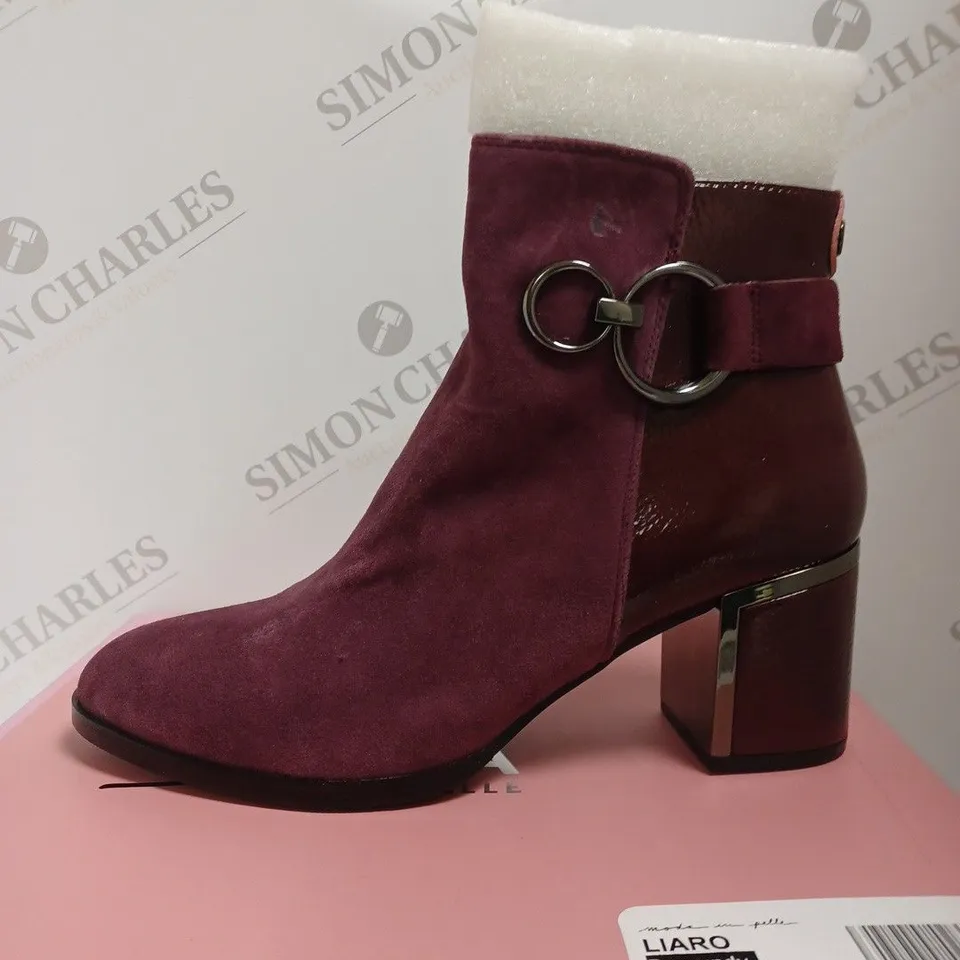 BOXED MODA IN PELLE LIARO SUEDE ANKLE BOOTS, BURGUNDY - SIZE 6
