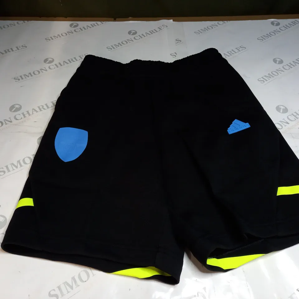 ARSENAL ADIDAS TRAINING SHORTS SIZE S