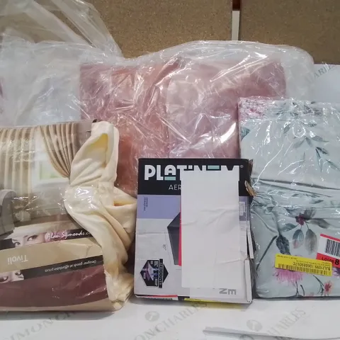 BOX OF APPROXIMATELY 10 ASSORTED ITEMS TO INCLUDE- CURTAINS, DUVET COVER , AROCOVER ETC