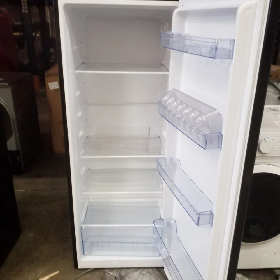 SWAN SR15681B 143CM HIGH, 55CM WIDE TALL LARDER FRIDGE - BLACK