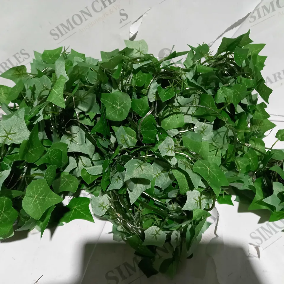 SOLAR POWERED IVY STRING LIGHT