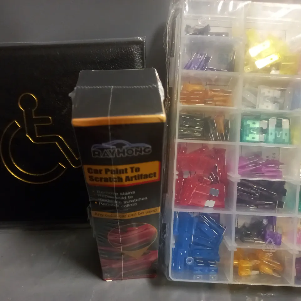 BOX OF ASSORTED CAR ITEMS TO INCLUDE FUSES , DISABLED BADGE HOLDER , STEERING WHEEL COVER / COLLECTION ONLY 