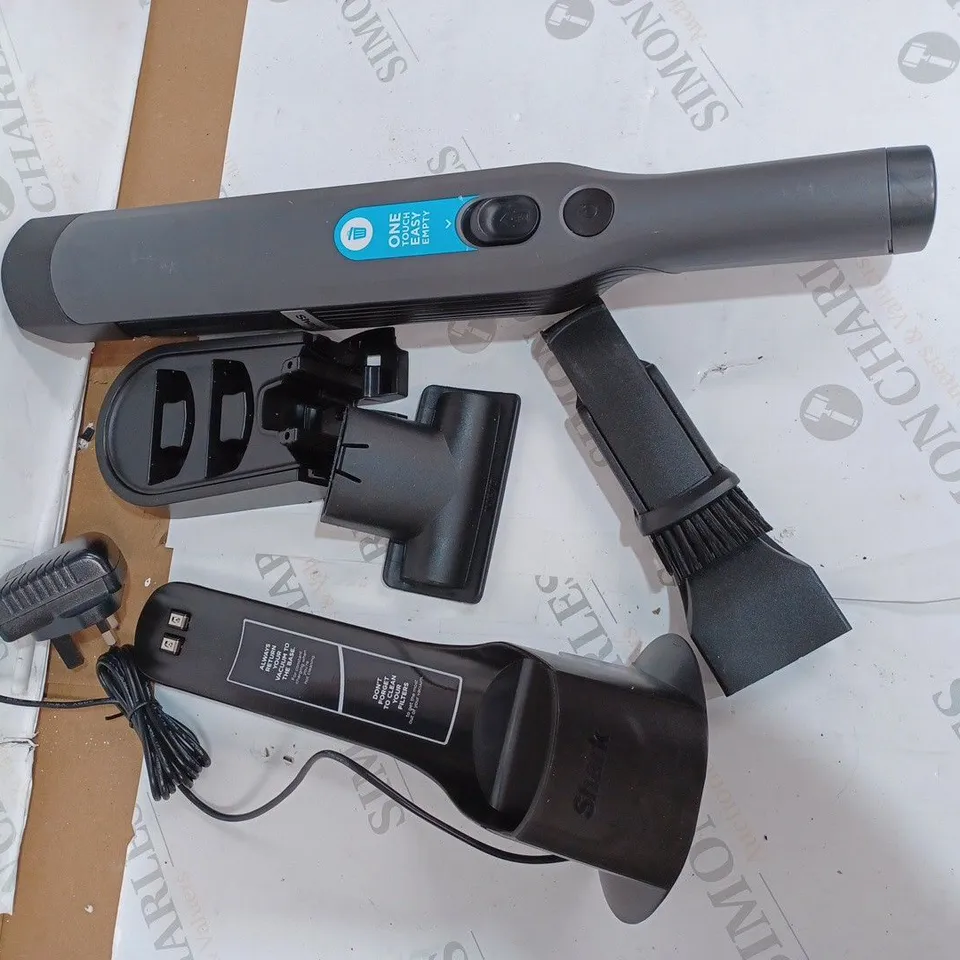 BOXED SHARK CORDLESS HANDHELD VACUUM CLEANER