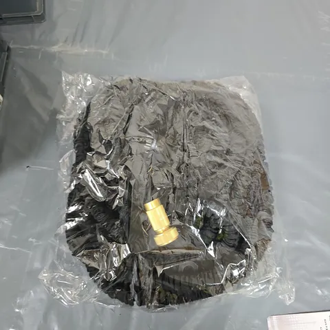 BLACK FABRIC CRAZY HOSE WITH GOLDEN TAP ATTACHMENT 