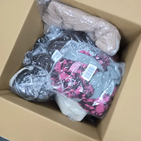 BOX OF APPROXIMATELY 20 ASSORTED CLOTHING ITEMS TO INCLUDE: D&CO FLEECE JACKET