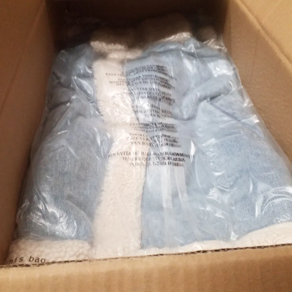 BOX CONTAINING APPROXIMATELY 5 BRAND NEW SIMPLY BE BLUE REGULAR SLEEVELESS DENIM GILETS - SIZE 24