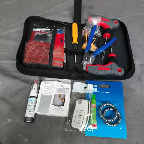 APPROXIMATELY 10 ASSORTED VEHICLE PARTS AND ACCESSORIES TO INCLUDE TOOLS, KEY HOLDER, BEARINGS ETC - COLLECTION ONLY