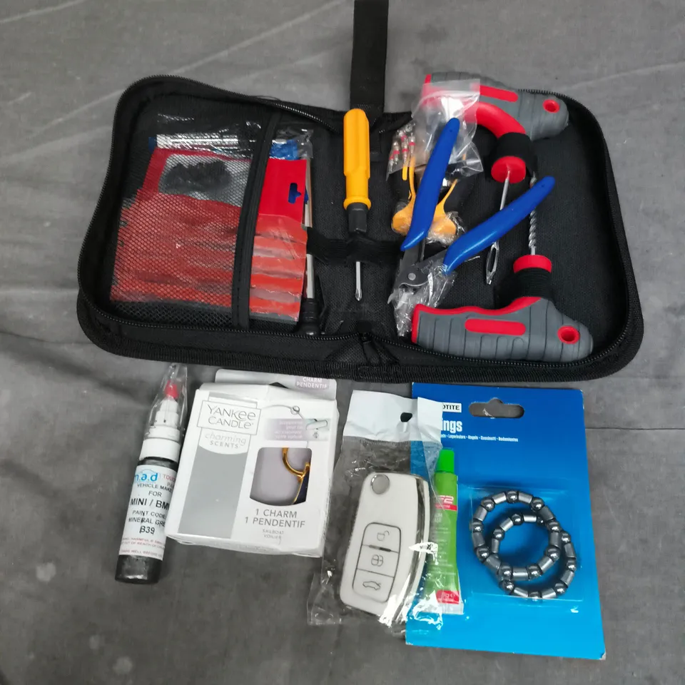 APPROXIMATELY 10 ASSORTED VEHICLE PARTS AND ACCESSORIES TO INCLUDE TOOLS, KEY HOLDER, BEARINGS ETC - COLLECTION ONLY