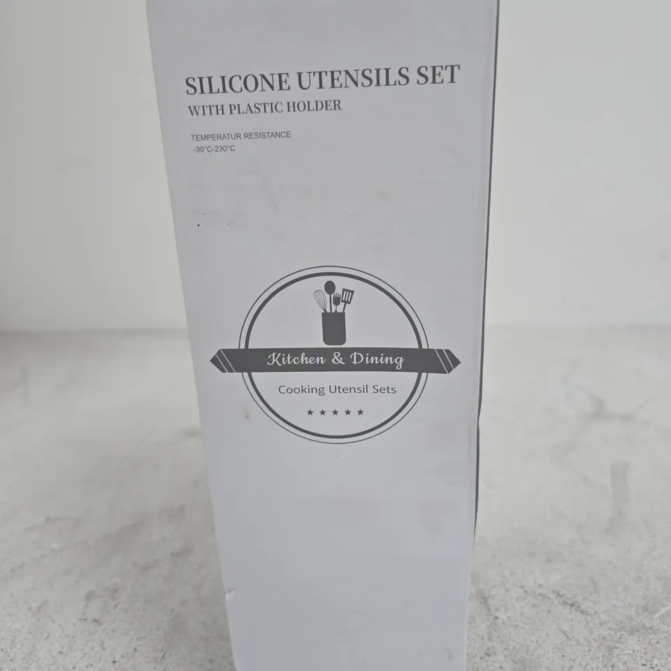 SILICONE UTENSILS SET WITH PLASTIC HOLDER – KITCHEN & DINING